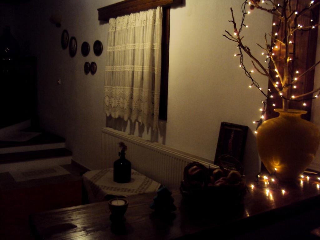 Vassilis Guesthouse Rapsani ภายนอก รูปภาพ